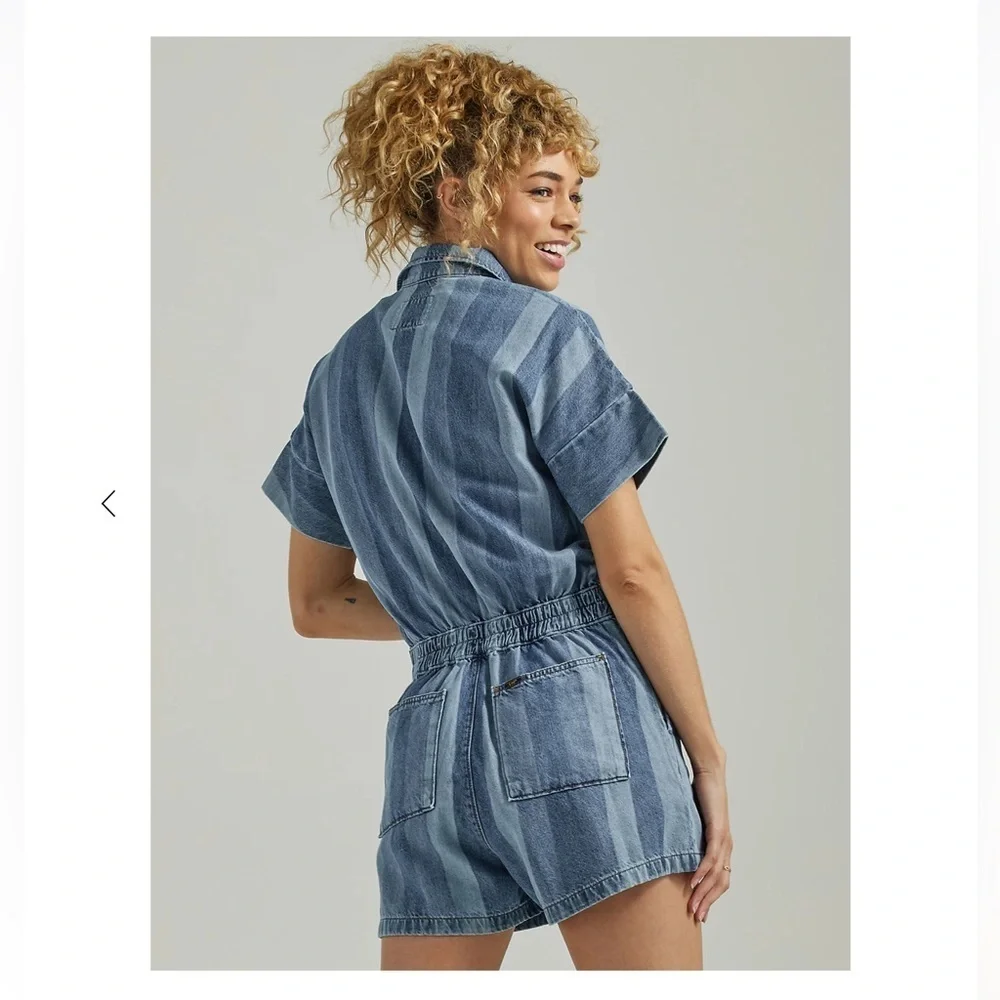 Vintage Lee short Union-Alls Size Small Hints of Blue stripes Size Small